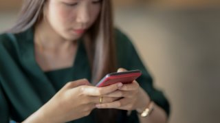 毎日「君しかいない」と囁く男の“裏の顔”。SNSに私が一切存在しないのはなぜ？