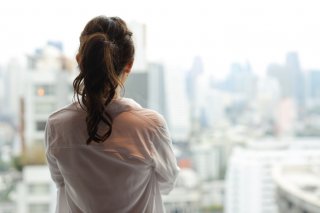 アラフィフ独女、恋がしたくて何が悪い？「痛々しい」の声に振り回されないで