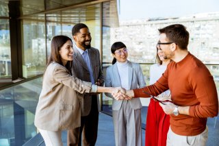 うまく立ち回ろう（写真:iStock）