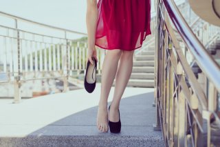 ヒールが裏目に（写真:iStock）