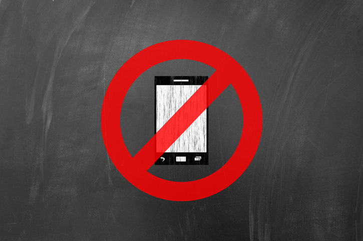 スマホ持っていないんです（写真:iStock）