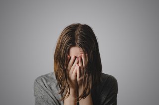 心とからだがガチガチに（写真:iStock）