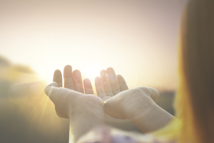 自分を受け止めて（写真:iStock）