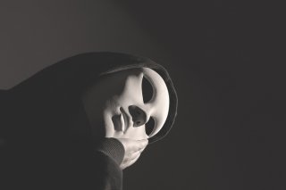 嘘に嘘を重ねて（写真:iStock）