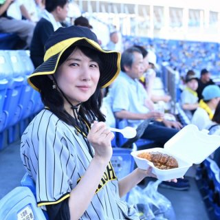 俳優・小説家の中江有里さんは大の阪神ファン「一度でいいからタイガースの試合で始球式を」