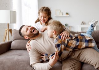「妻の親は言葉使いが汚い」子どもを義両親に預けたくない42歳夫。会社経営一族との“価値観の差”に感じる苦悩