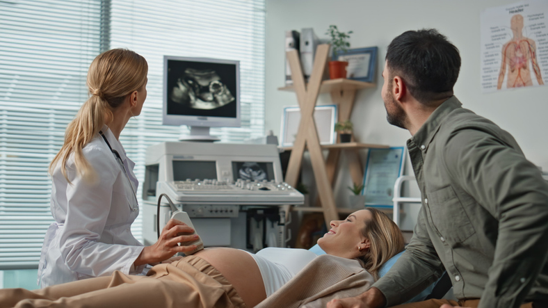 まさかの双子妊娠（写真:iStock）