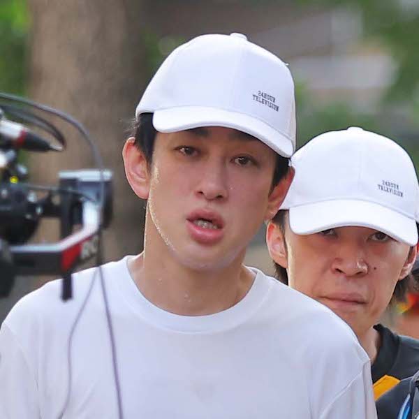 炎天下の中……（Ｃ）日刊ゲンダイ