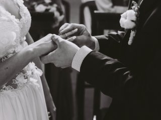 玉の輿だと思ったのに…（写真:iStock）