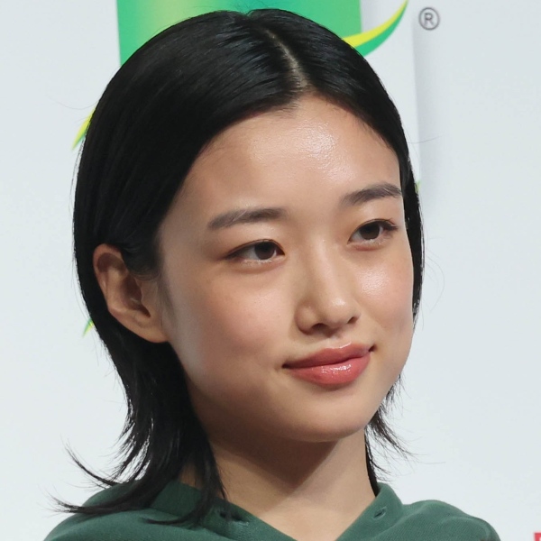 年齢不詳的なところも強み（Ｃ）日刊ゲンダイ
