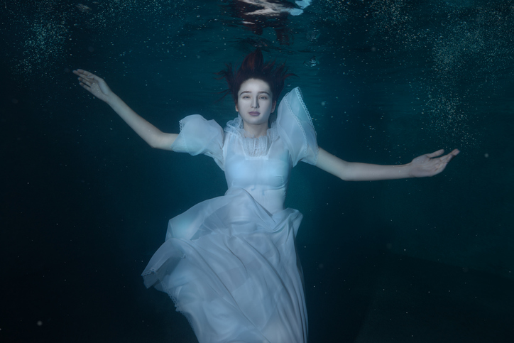 禁断の恋に溺れて（写真:iStock）
