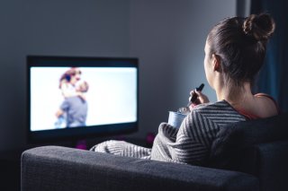 元芸能人「売れるため覚悟を決めた」“暗黙の関係”を選んだ女の後悔。スポットライトの裏で失ったもの