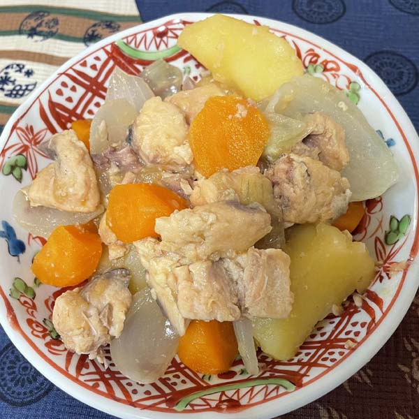 鮭じゃが（提供写真）