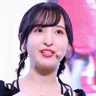 佐倉綾音の愛らしい存在感には、場を明るく華やかにする力がある