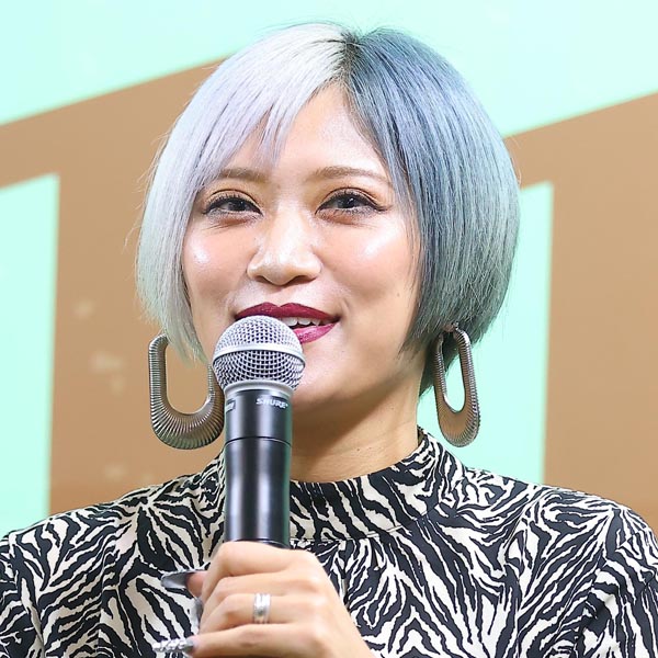 ぱーてぃーちゃんの信子（Ｃ）日刊ゲンダイ