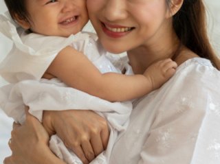 やっと母親として認められた（写真:iStock）