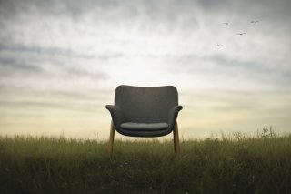 存在ごと消される怖さ（写真:iStock）