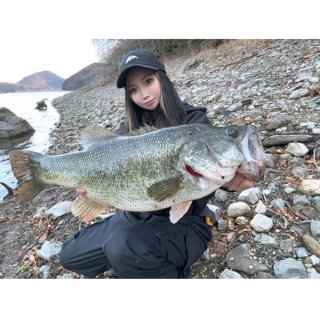 “デスレイク”で釣った巨大バス タイニーで食わせた時の感触、興奮、達成感は忘れられません