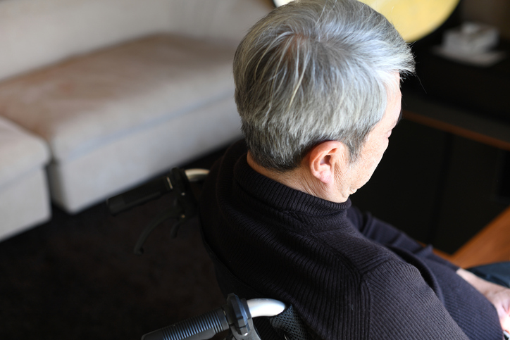 お父さんを一人にさせたくない(写真:iStock)