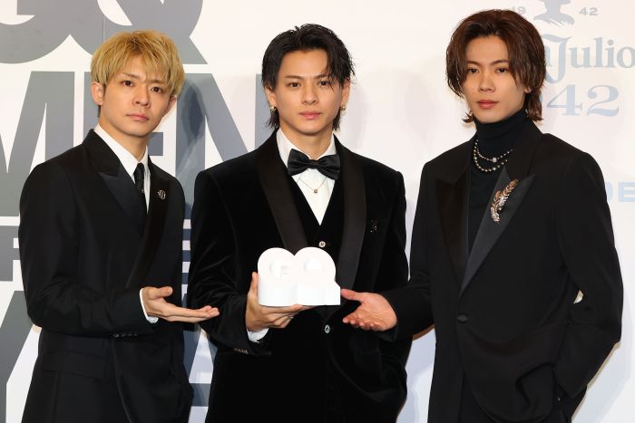 Number_i 岸優太、平野紫耀、神宮寺勇太（C）日刊ゲンダイ