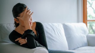 心が壊れそう…“女遊び”が治らない夫、それでも愛しています。どうすれば？（50歳、主婦）
