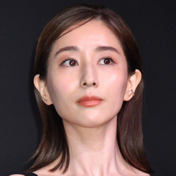 かまってほしい!?（Ｃ）日刊ゲンダイ