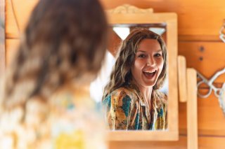 失敗?大成功!私の“イメチェン”が叶った秘訣を教えます。「推しの概念カラーを」「彼氏がメガネで激変!」