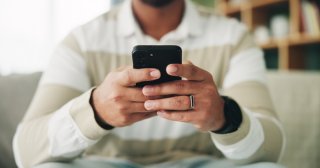 ゲームばっかり（写真:iStock）