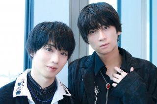 荒牧慶彦&植田圭輔、気心の知れた相手だから、自然でいられる。W主演で見えた“素のふたり”の関係性