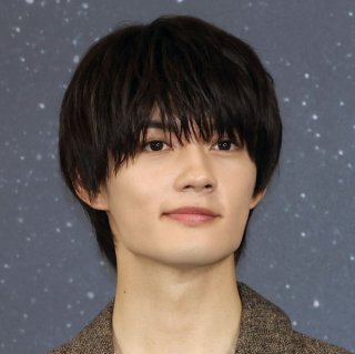 かつての長瀬智也を彷彿とさせる!?（Ｃ）日刊ゲンダイ