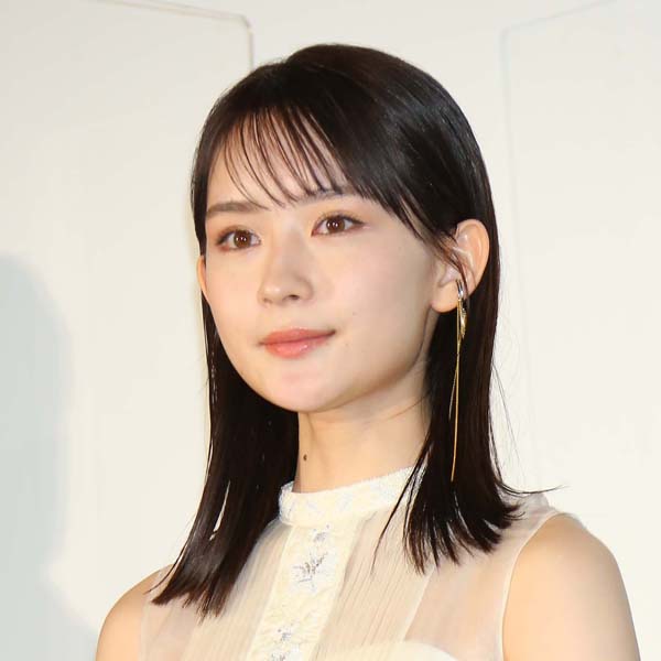 畑芽育（Ｃ）日刊ゲンダイ