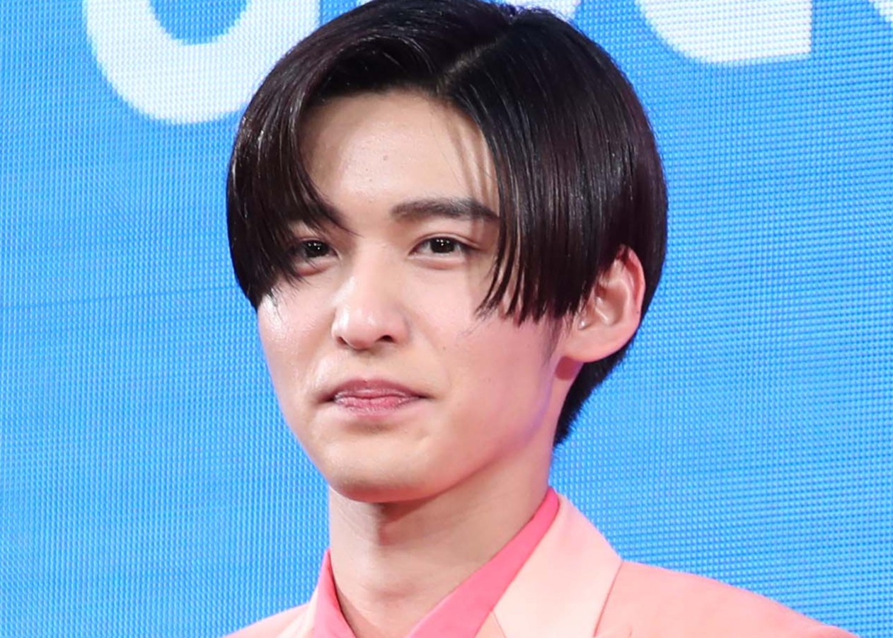 目黒蓮／Snow Man(C)日刊ゲンダイ