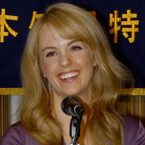 シャーロット・ケイト・フォックスは久々の出演（Ｃ）日刊ゲンダイ