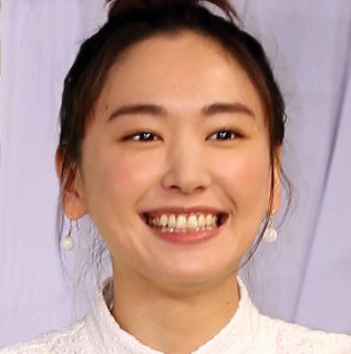 新垣結衣は芸能界から引退するのか? 相次ぐCM降板と夫・星野源の紅白連続出場ストップの余波