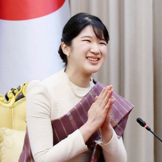 愛子さんラオス訪問と“買春法”改正 戦前なら「不敬罪」になる女性誌の問題提起に拍手