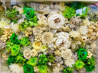 ズボラ女にこそ威力を発揮！年末の強い味方「ドライフラワー」の底力を見よ。“風水的にNG”は勘違い？