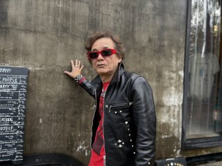 ギャンブルも女遊びも興味なし（C）コクハク