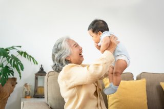 ひぇ～！ 義父が「名付け親」に立候補してきた…ありがた迷惑な“孫フィーバー”エピソード７つ