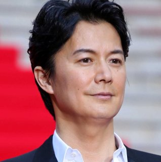 福山雅治&稲葉浩志の“新ラブソング”がクリスマス定番曲に殴り込み！ 名曲「クリスマス・イブ」などに迫るか