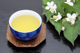 ドクダミ茶もクセ強よね～（写真:iStock）