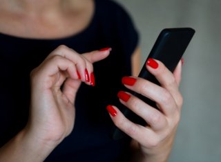 既婚者専用のマッチングアプリで（写真:iStock）