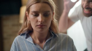 「お前は犬以下だな」夫のモラハラ発言が耐えられない！ 40歳妻がそれでも離婚を拒む“打算的な”事情