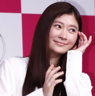 篠原涼子が日テレドラマに5年ぶり主演&主題歌…不倫イメージ完全払拭し、売れっ子女優の「品格」を取り戻せるか