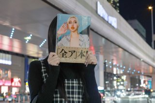 【2025年人気記事】「港区の遊びはやり切った!」アレン様を待ち受けにするギャラ飲み女子、私生活で各界有名人を総ナメ