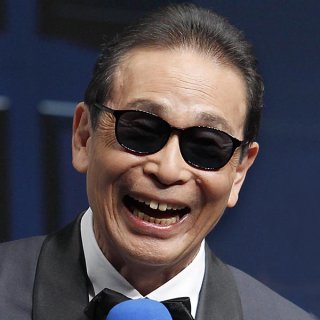 どんな心境の変化があったのか（Ｃ）日刊ゲンダイ