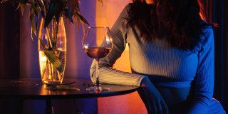 なぜ、不倫の恋に走ってしまうのか（写真:iStock）