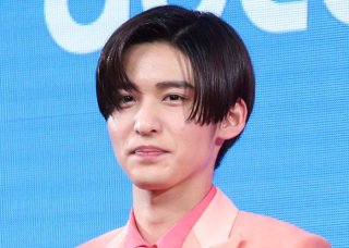 目黒蓮／Snow Man（C）日刊ゲンダイ