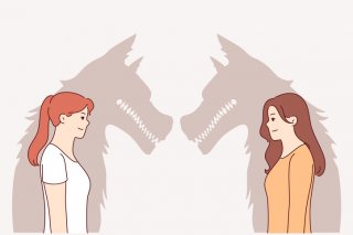 不機嫌アピール、わざとミス…地味に怖い「受動的攻撃」エピソード3選。同僚の“手のひら返し”にあ然！